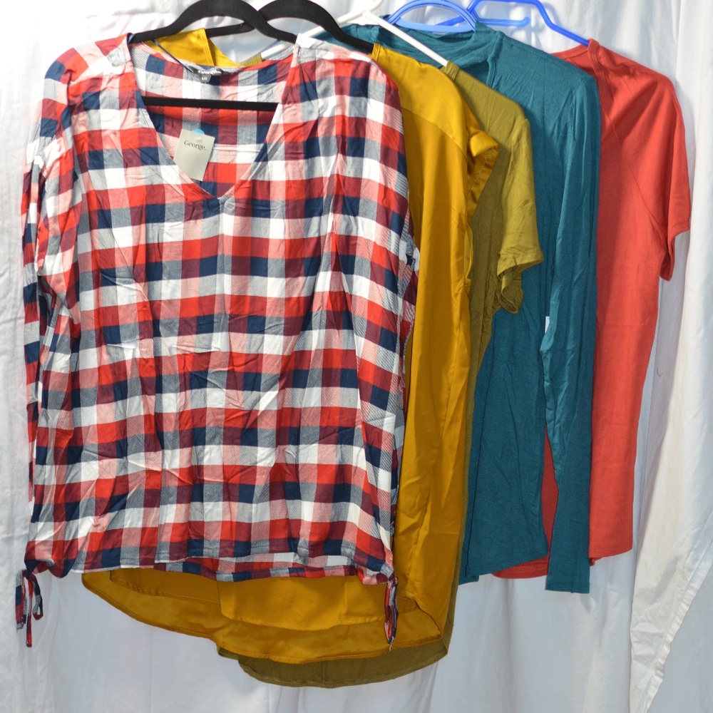 Bundle 24: Five Tops SZ L NWT